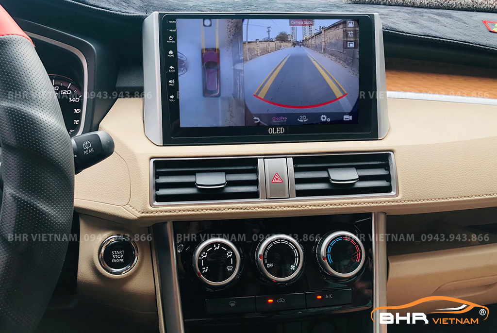 Hình ảnh quan sát camera trước màn hình DVD Oled C8S Mitsubishi Xpander 2018 - nay