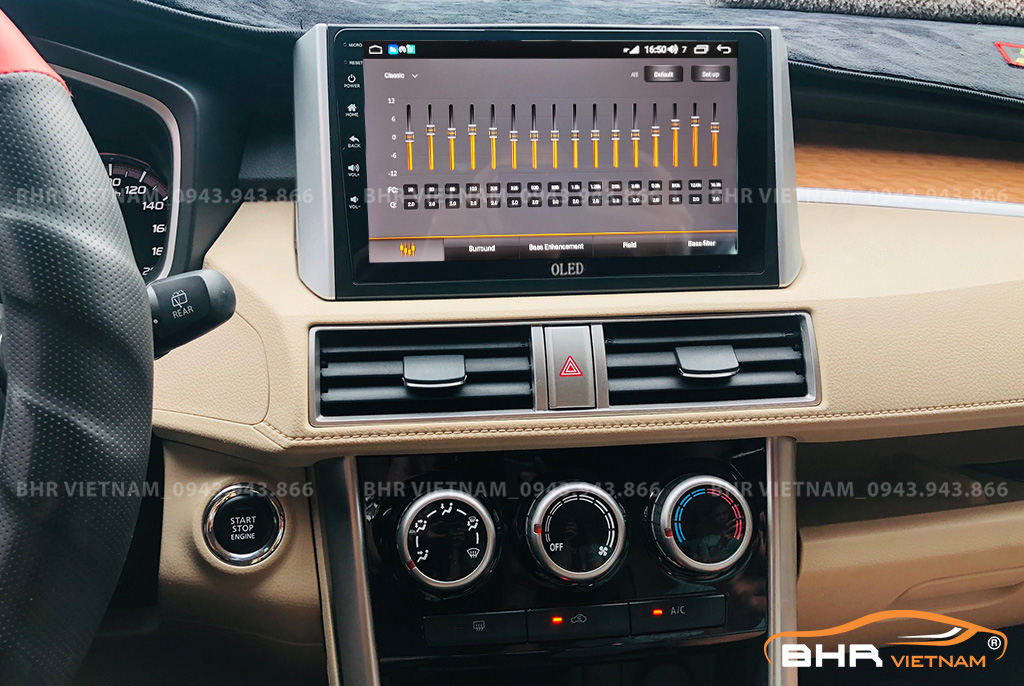 Trải nghiệm âm thanh sống động trên màn hình DVD Android Oled C8S Mitsubishi Xpander 2018 - nay