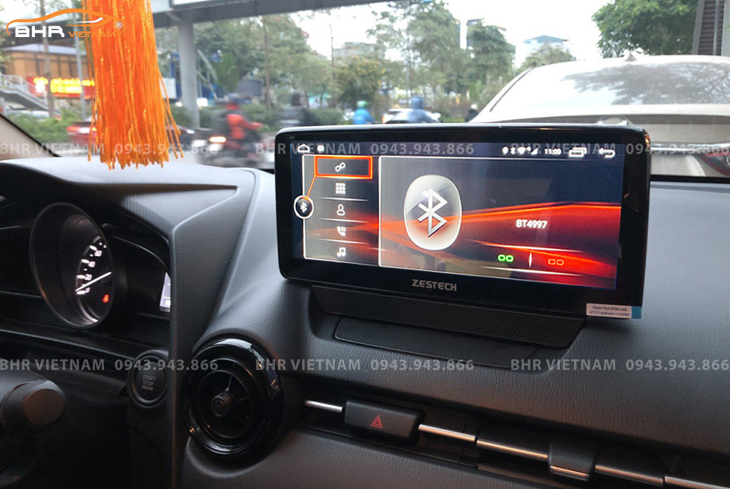 Kết nối điện thoại trên màn hình Zestech nguyên khối Mazda 2 2015 - nay