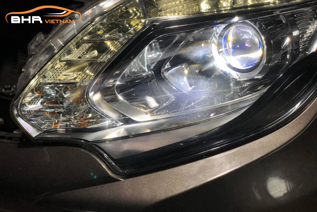 Đèn bi LED Zestech A7 Mitsubishi Triton siêu phẩm chiếu sáng vào ban đêm