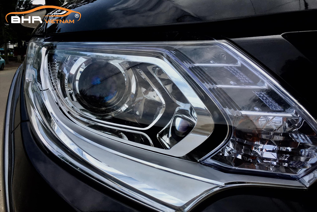 Hình ảnh thực tế Đèn bi LED Zestech A7 Mitsubishi Triton