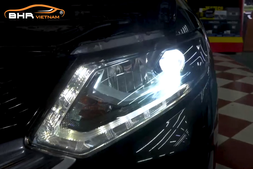 Đèn bi LED Zestech A11 Nissan Xtrail siêu phẩm chiếu sáng vào ban đêm