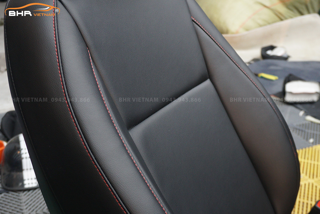Bọc ghế da công nghiệp Hyundai Accent màu đen chỉ đỏ huyền bí