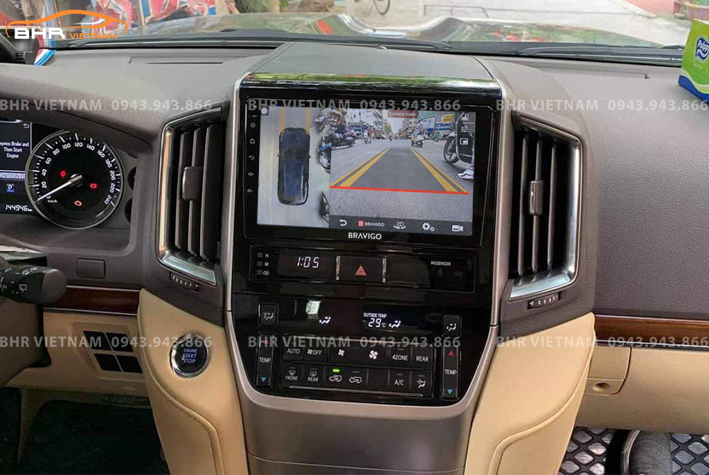 Hình ảnh quan sát camera trước màn hình DVD Bravigo Ultimate Toyota Land Cruiser 2016 - 2020