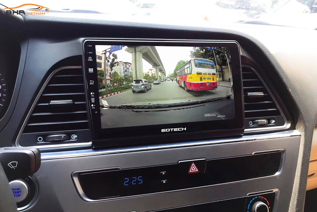 Màn hình Gotech Hyundai Sonata 2015 - 2020 tích hợp các thiết bị ngoại vi: camera lùi, camera 360, cảm biến áp suất lốp
