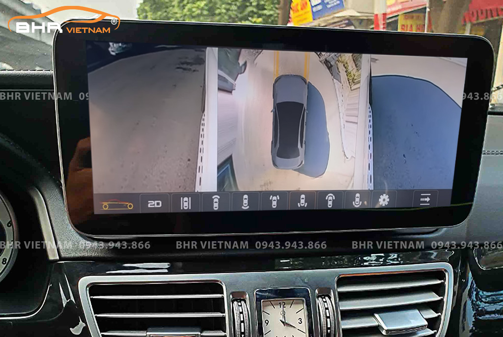 Hình ảnh quan sát 2 bên gương trên màn hình DVD Oled Pro G68s Mercedes E Class 2013 - 2016