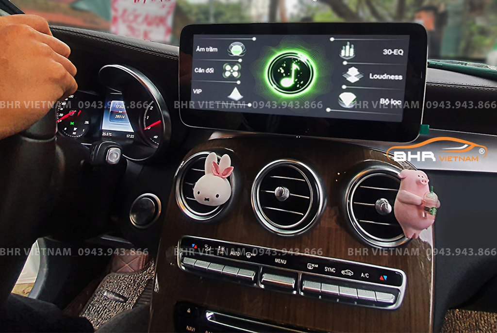 Trải nghiệm âm thanh sống động trên màn hình DVD Android Flycar Mercedes GLC 2015 - nay