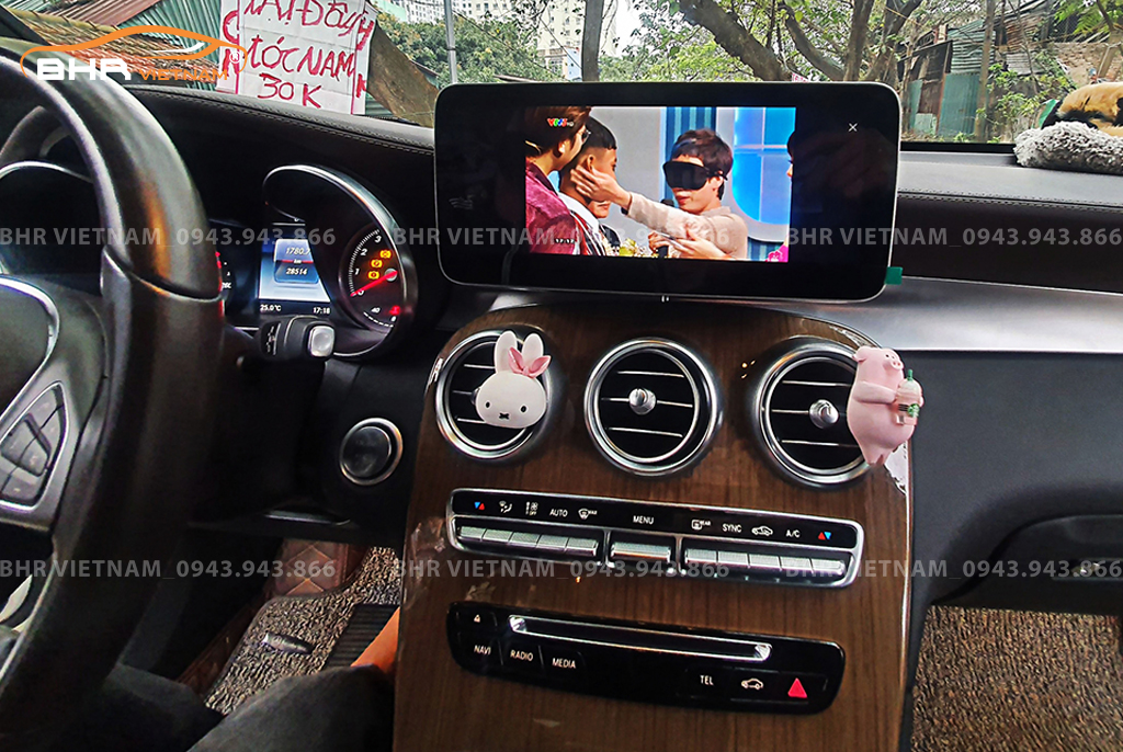  Giải trí Youtube, xem phim sống động trên màn hình DVD Android Flycar Mercedes GLC 2015 - nay